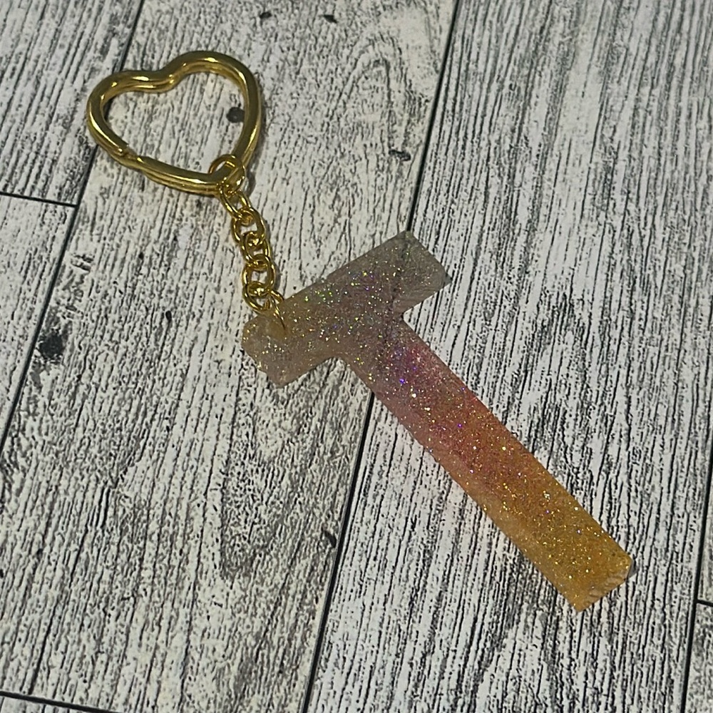 Resin sparkling monogram T key chain handmade